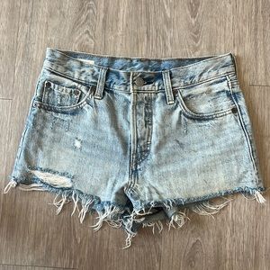 Levi’s 501 High-Rise Denim Shorts size 25